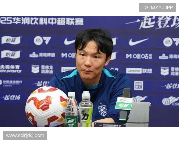 邓卓翔谈接手三镇队的挑战与付出:几乎占据了我全部的生活 邓卓翔谈接手三镇队的挑战与付出:几乎占据了我全部的生活