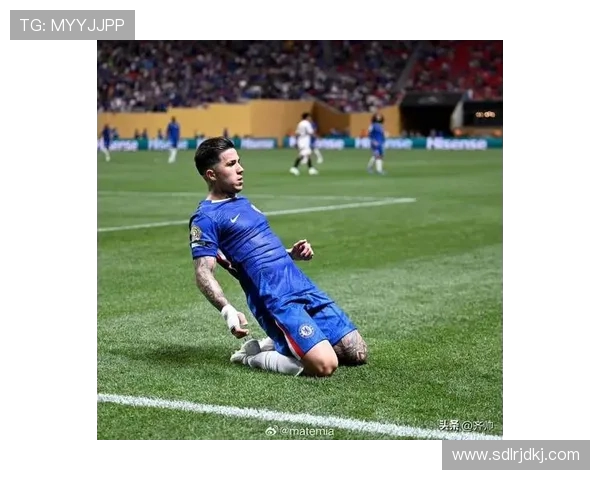 17岁282天德罗欧冠首秀即送助攻创造历史成第二年轻球员