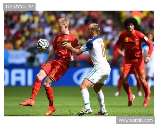 17岁崭露头角伦纳特卡尔荣获最佳球员称赞年轻力量闪耀赛场